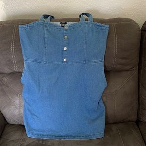 A xl jean dress with 4 silver buttons in the front